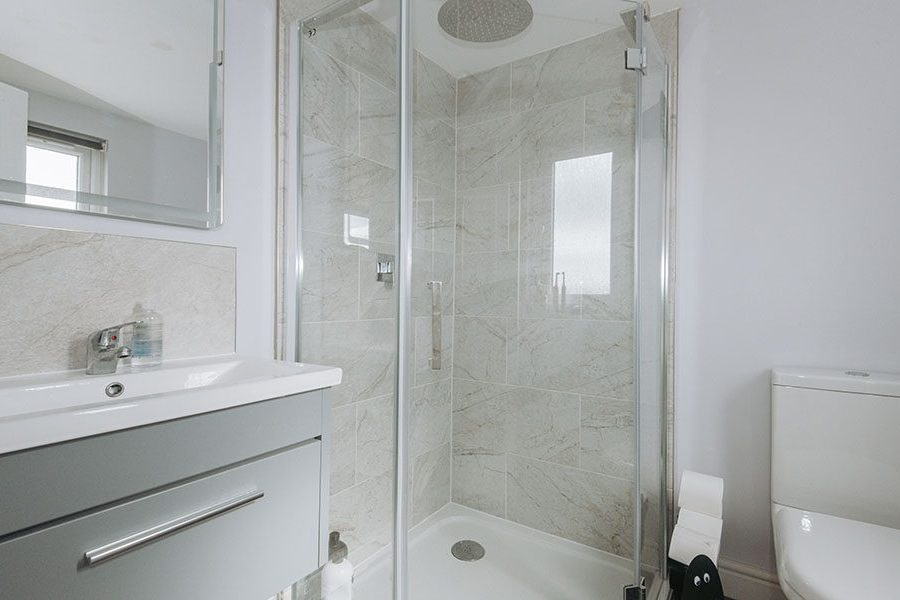 Isleworth loft conversion ensuite