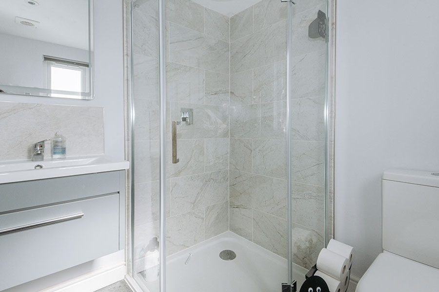 Isleworth loft conversion shower