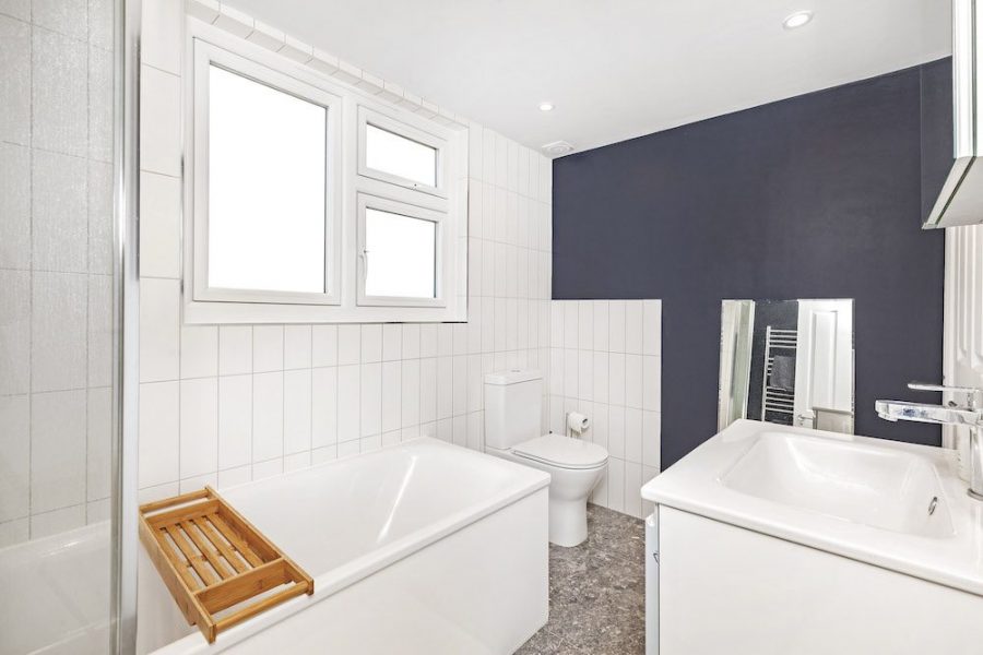 loft extension in streatham bathroom alt