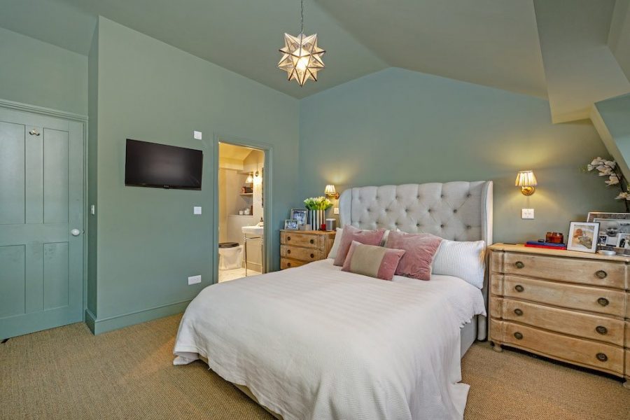 Mansard loft extension Brixton Bedroom alt 2
