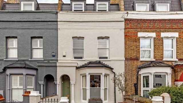 Mansard Loft Extension in Brixton – Virtual 3D Tour
