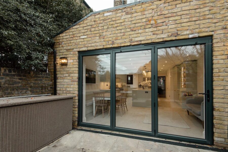 Extension in Clapham Ext 2