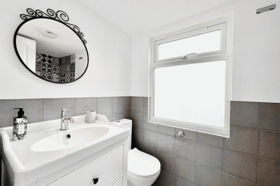 L Shaped Loft Extension South Norwood Bathroom