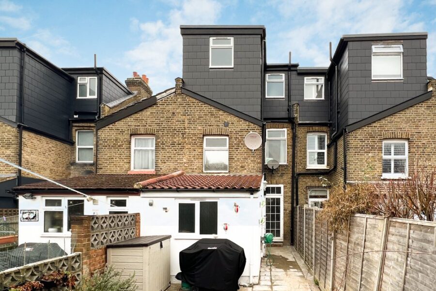 L Shaped Loft Extension South Norwood ext - L-Shaped Loft Conversion South Norwood