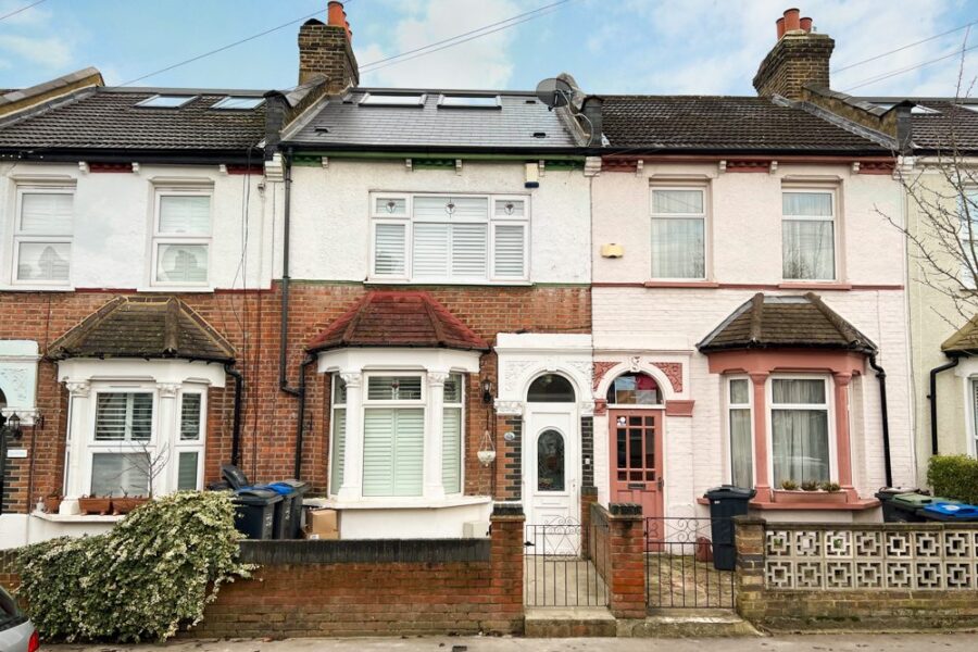 L Shaped Loft Extension South Norwood ext alt