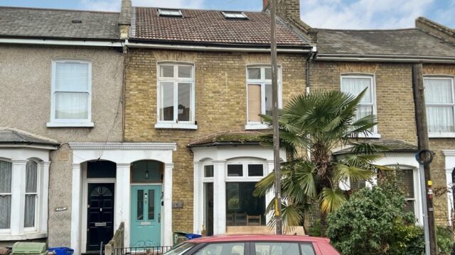 L-shaped Loft Extension in Nunhead