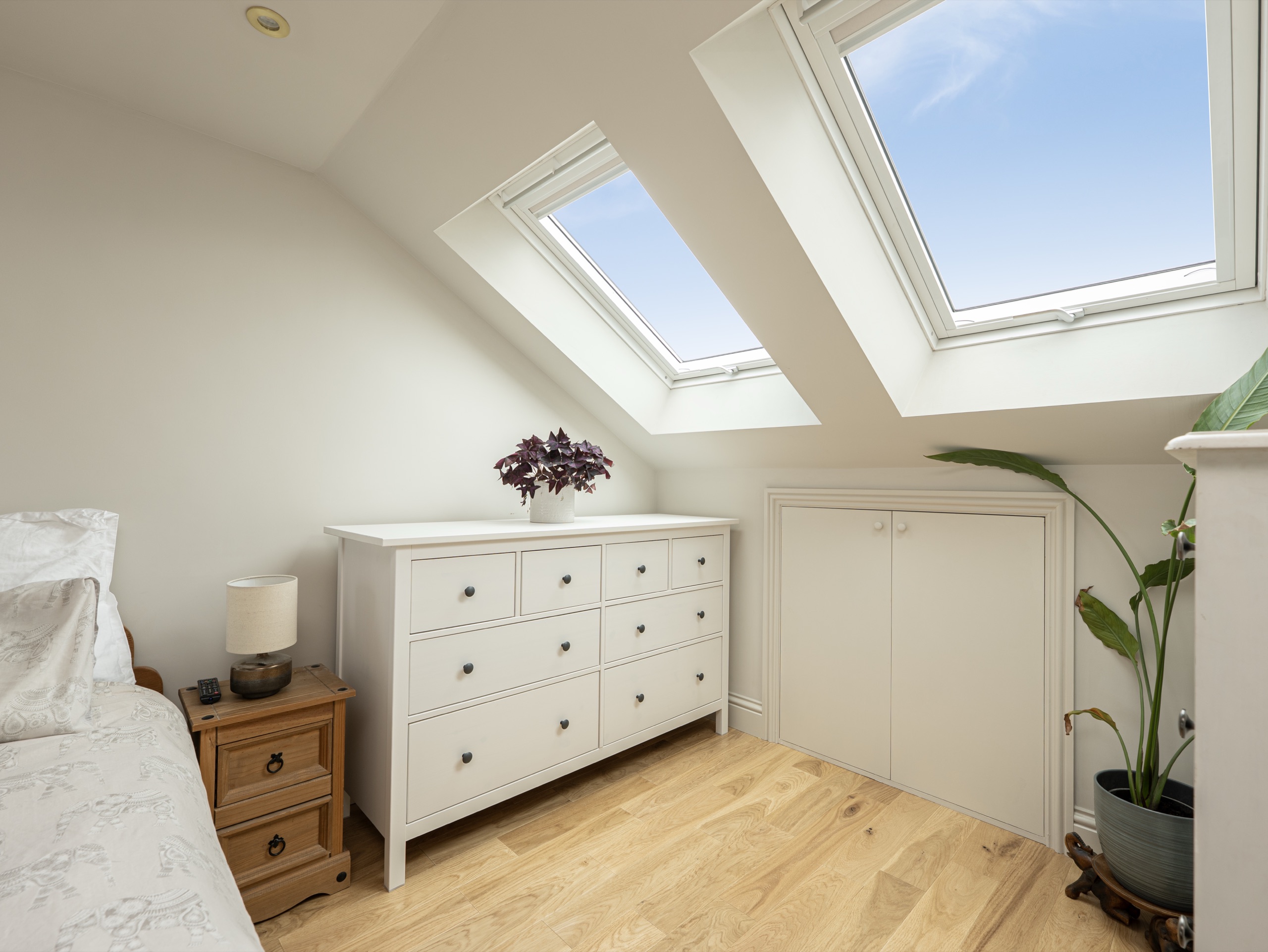 L-Shaped Dormer Loft Conversion In Kingston